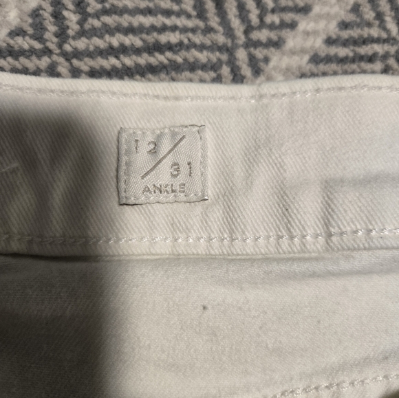 Lucky Brand jeans - Picture 5 of 5